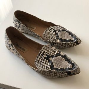 Steve Madden FEATHER flats size 7